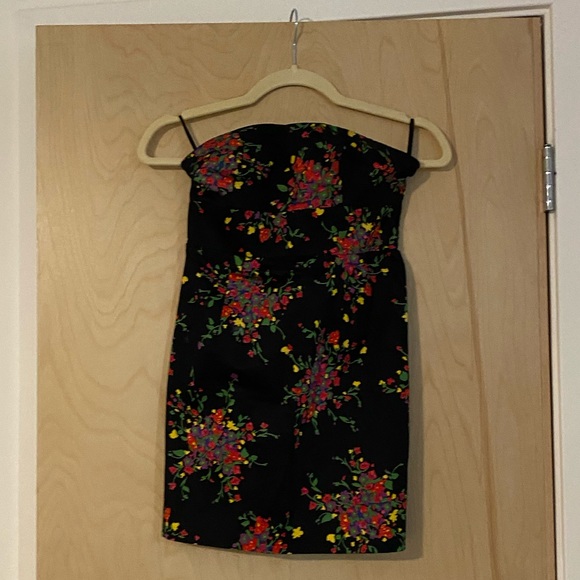 Free People Dresses & Skirts - Free People Strapless floral dress